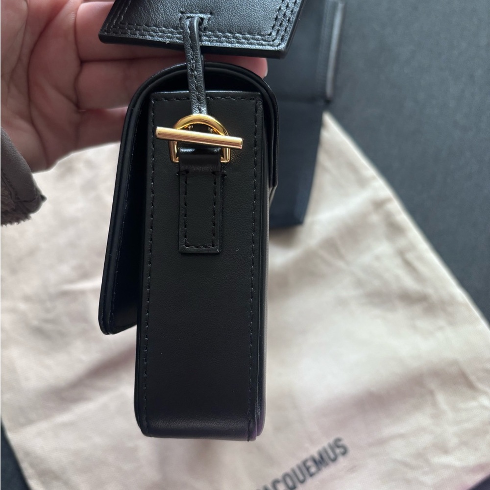 Jacquemus Le Carinu Bag - Picture 5 of 11